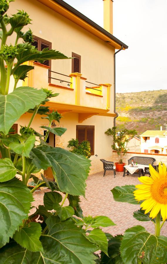 Casa Vacanze Sandalia Bosa Extérieur photo